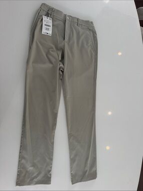 Zara Men's Straight-Leg Chinos in Light Beige